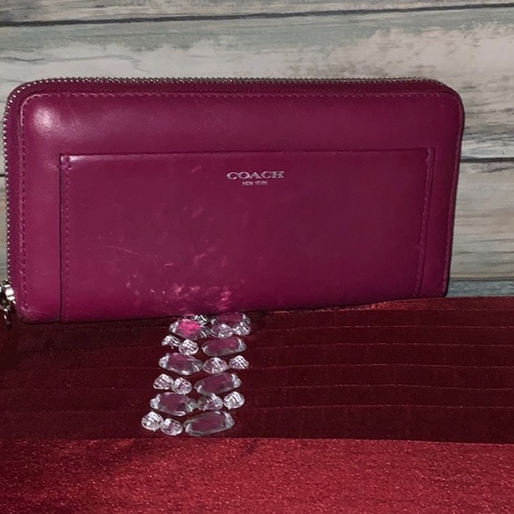 Handbags - Coach New York Wallet